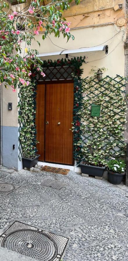 Casa Annabella Napoli - Centro - Chiaia Sul Mare Villa Exterior photo